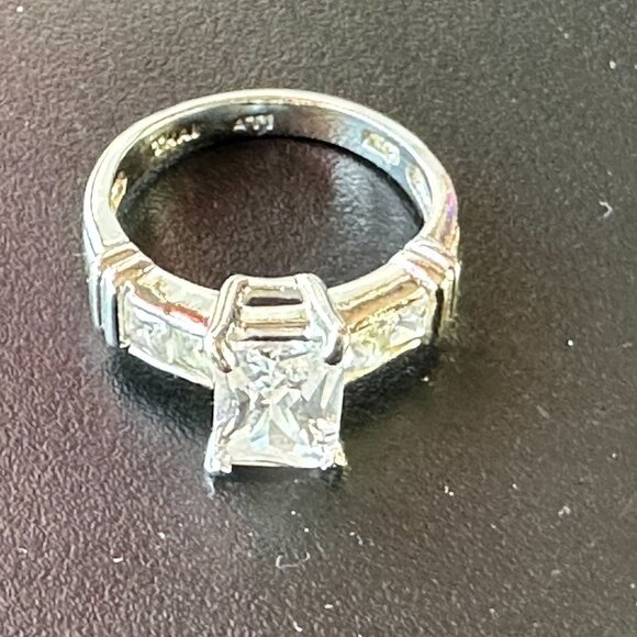 Emerald Cut Cubic Zirconia Silver Plated Engagement Ring Size 6 Marked Thailand - Picture 2 of 10